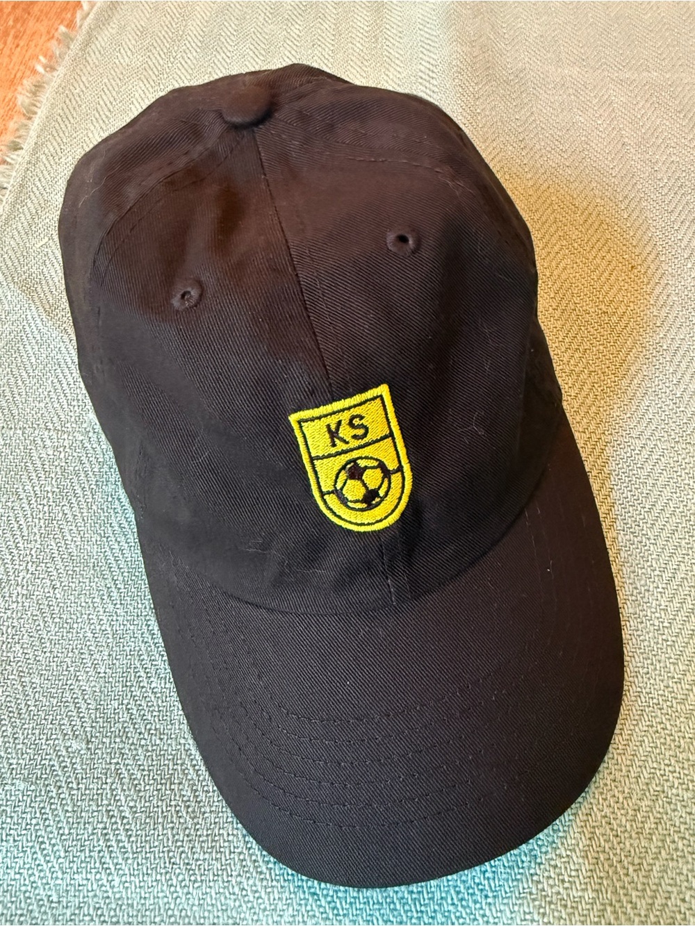 Kendra Scott limited HTF World Cup soccer hat with Kendra Scott embroidery